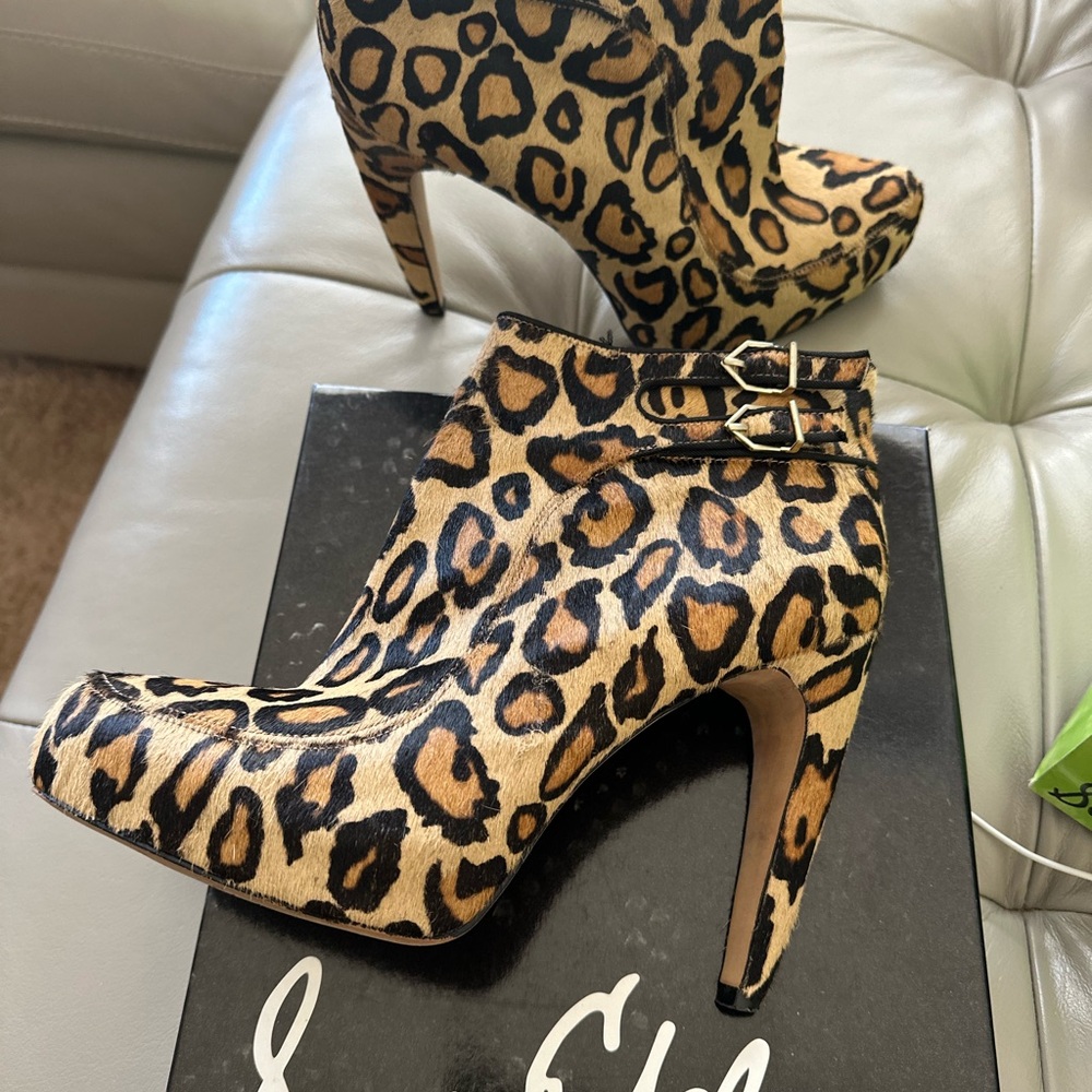 Sam Edelman Brown and Black Ankle Booties with Stiletto